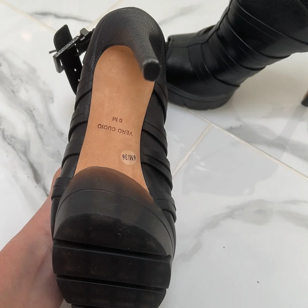 NEW BCBG Max Azria heels - Picture 6 of 7